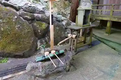 石切劔箭神社上之社の手水舎