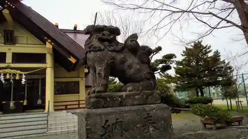 江南神社の狛犬