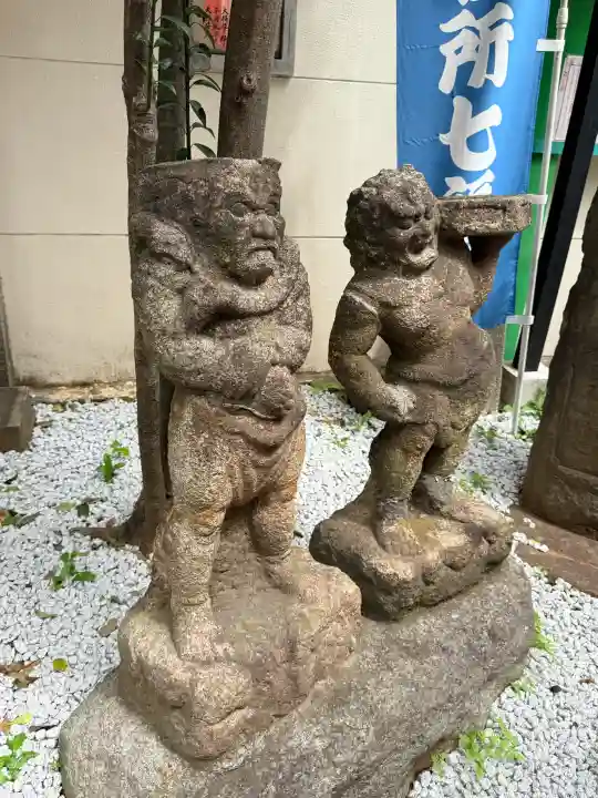 吉原神社の{uncategorized: "未分類", other: "その他", undefined: "問題あり", building: "その他建物", grave: "お墓", sacred_gate: "鳥居", guardian: "狛犬", statue: "像", buddha: "仏像", history: "歴史", nature: "自然", garden: "庭園", animal: "動物", pagoda: "塔", temizu: "手水舎", mountain_gate: "山門・神門", sanctuary: "本殿・本堂", subordinate: "末社・摂社", art: "芸術", scenery: "景色", jizo: "地蔵", ema: "絵馬", goshuin: "御朱印", omikuji: "おみくじ", items: "授与品その他", amulet: "お守り", goshuincho: "御朱印帳", eats: "食事", festival: "お祭り", votive_dance: "神楽", shichigosan: "七五三参", wedding: "結婚式", experience: "体験その他", initially: "初詣", around: "周辺", anti_infection: "感染症対策"}