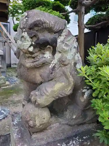 安積雷神社の狛犬