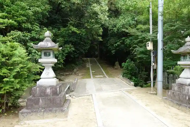 三輪神社のその他建物