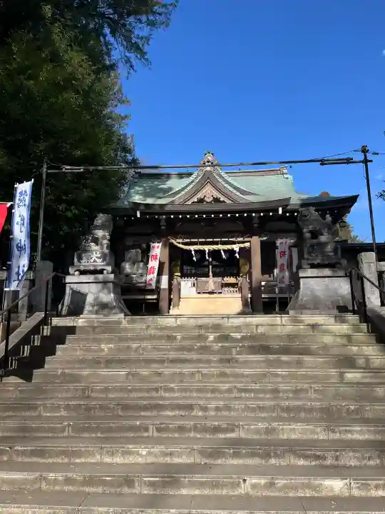 熊野神社の{uncategorized: "未分類", other: "その他", undefined: "問題あり", building: "その他建物", grave: "お墓", sacred_gate: "鳥居", guardian: "狛犬", statue: "像", buddha: "仏像", history: "歴史", nature: "自然", garden: "庭園", animal: "動物", pagoda: "塔", temizu: "手水舎", mountain_gate: "山門・神門", sanctuary: "本殿・本堂", subordinate: "末社・摂社", art: "芸術", scenery: "景色", jizo: "地蔵", ema: "絵馬", goshuin: "御朱印", omikuji: "おみくじ", items: "授与品その他", amulet: "お守り", goshuincho: "御朱印帳", eats: "食事", festival: "お祭り", votive_dance: "神楽", shichigosan: "七五三参", wedding: "結婚式", experience: "体験その他", initially: "初詣", around: "周辺", anti_infection: "感染症対策"}