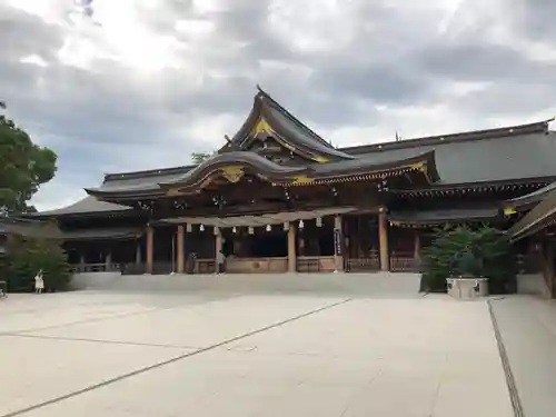 寒川神社の本殿