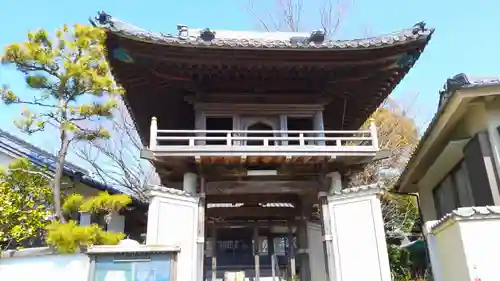 光照寺の山門・神門