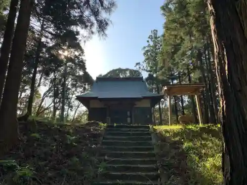 熊野神社の本殿・本堂