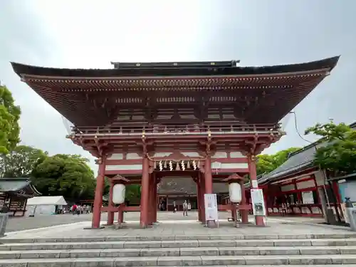 津島神社の山門・神門