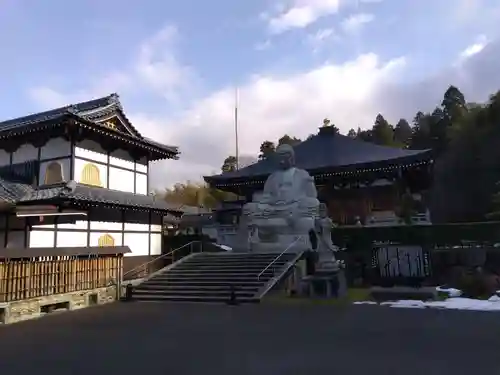 御誕生寺（猫寺）(福井県)
