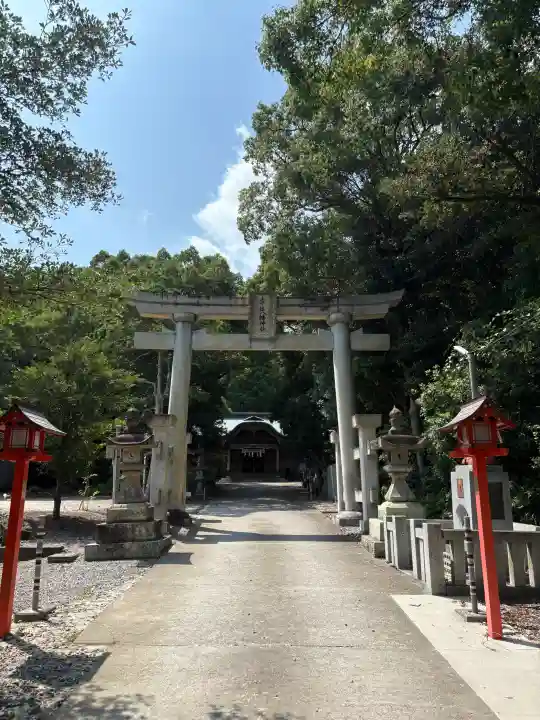 宇佐八幡神社の{uncategorized: "未分類", other: "その他", undefined: "問題あり", building: "その他建物", grave: "お墓", sacred_gate: "鳥居", guardian: "狛犬", statue: "像", buddha: "仏像", history: "歴史", nature: "自然", garden: "庭園", animal: "動物", pagoda: "塔", temizu: "手水舎", mountain_gate: "山門・神門", sanctuary: "本殿・本堂", subordinate: "末社・摂社", art: "芸術", scenery: "景色", jizo: "地蔵", ema: "絵馬", goshuin: "御朱印", omikuji: "おみくじ", items: "授与品その他", amulet: "お守り", goshuincho: "御朱印帳", eats: "食事", festival: "お祭り", votive_dance: "神楽", shichigosan: "七五三参", wedding: "結婚式", experience: "体験その他", initially: "初詣", around: "周辺", anti_infection: "感染症対策"}