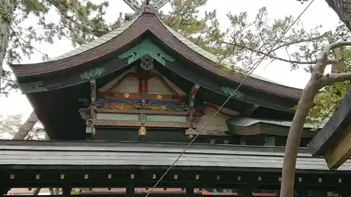 白山神社の本殿