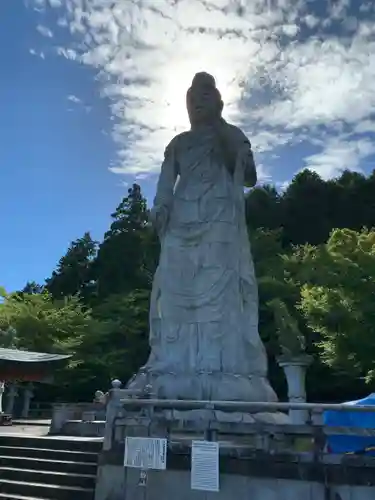 南法華寺（壷阪寺）の像