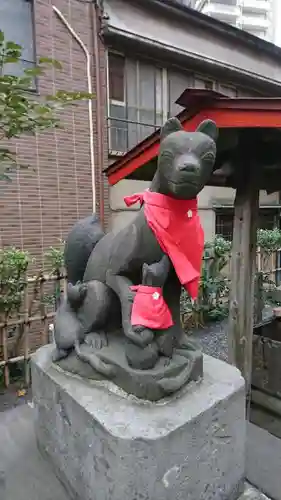 坂稲荷神社の狛犬