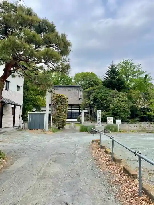 永泉寺の{uncategorized: "未分類", other: "その他", undefined: "問題あり", building: "その他建物", grave: "お墓", sacred_gate: "鳥居", guardian: "狛犬", statue: "像", buddha: "仏像", history: "歴史", nature: "自然", garden: "庭園", animal: "動物", pagoda: "塔", temizu: "手水舎", mountain_gate: "山門・神門", sanctuary: "本殿・本堂", subordinate: "末社・摂社", art: "芸術", scenery: "景色", jizo: "地蔵", ema: "絵馬", goshuin: "御朱印", omikuji: "おみくじ", items: "授与品その他", amulet: "お守り", goshuincho: "御朱印帳", eats: "食事", festival: "お祭り", votive_dance: "神楽", shichigosan: "七五三参", wedding: "結婚式", experience: "体験その他", initially: "初詣", around: "周辺", anti_infection: "感染症対策"}