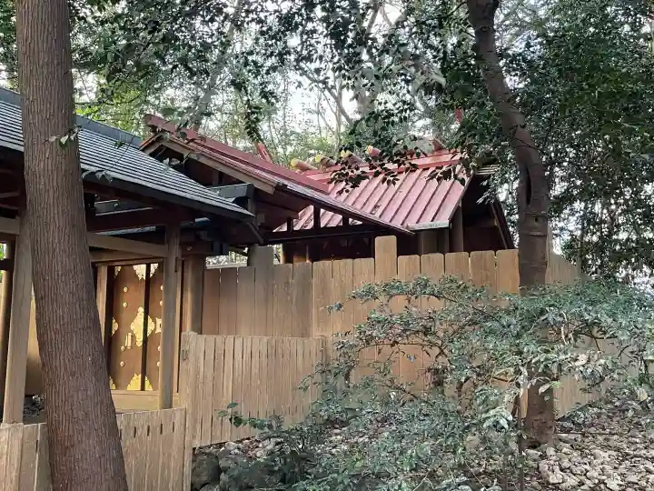 磯神社の{uncategorized: "未分類", other: "その他", undefined: "問題あり", building: "その他建物", grave: "お墓", sacred_gate: "鳥居", guardian: "狛犬", statue: "像", buddha: "仏像", history: "歴史", nature: "自然", garden: "庭園", animal: "動物", pagoda: "塔", temizu: "手水舎", mountain_gate: "山門・神門", sanctuary: "本殿・本堂", subordinate: "末社・摂社", art: "芸術", scenery: "景色", jizo: "地蔵", ema: "絵馬", goshuin: "御朱印", omikuji: "おみくじ", items: "授与品その他", amulet: "お守り", goshuincho: "御朱印帳", eats: "食事", festival: "お祭り", votive_dance: "神楽", shichigosan: "七五三参", wedding: "結婚式", experience: "体験その他", initially: "初詣", around: "周辺", anti_infection: "感染症対策"}