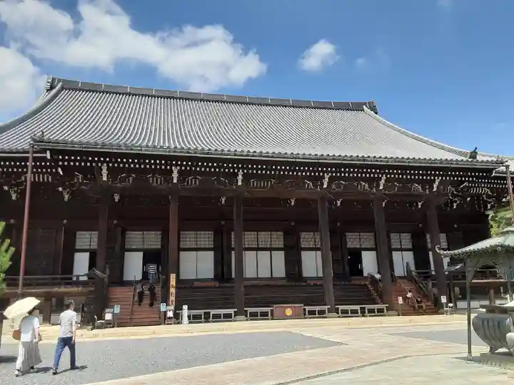 知恩院の本殿・本堂