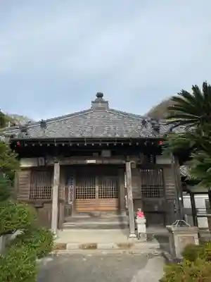遍照寺の本殿・本堂