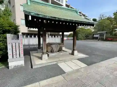 白金氷川神社の{uncategorized: "未分類", other: "その他", undefined: "問題あり", building: "その他建物", grave: "お墓", sacred_gate: "鳥居", guardian: "狛犬", statue: "像", buddha: "仏像", history: "歴史", nature: "自然", garden: "庭園", animal: "動物", pagoda: "塔", temizu: "手水舎", mountain_gate: "山門・神門", sanctuary: "本殿・本堂", subordinate: "末社・摂社", art: "芸術", scenery: "景色", jizo: "地蔵", ema: "絵馬", goshuin: "御朱印", omikuji: "おみくじ", items: "授与品その他", amulet: "お守り", goshuincho: "御朱印帳", eats: "食事", festival: "お祭り", votive_dance: "神楽", shichigosan: "七五三参", wedding: "結婚式", experience: "体験その他", initially: "初詣", around: "周辺", anti_infection: "感染症対策"}