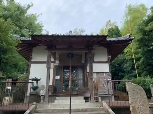 千手院の山門