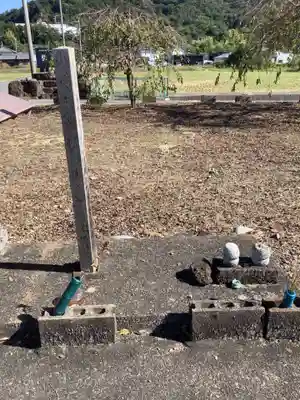 楽田原の三十三間堂のお墓