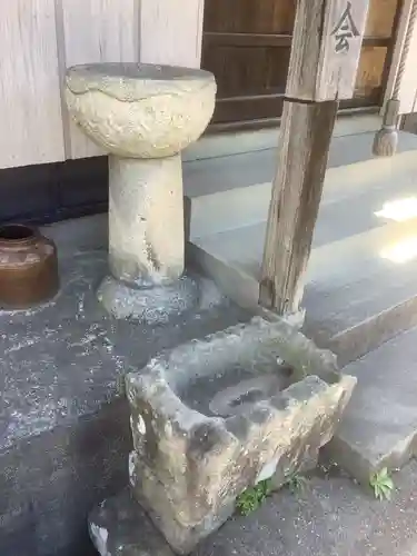 西薬師教会の手水舎