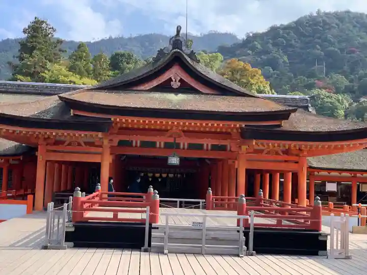 厳島神社の本殿・本堂