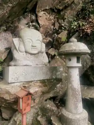 阿賀神社の{uncategorized: "未分類", other: "その他", undefined: "問題あり", building: "その他建物", grave: "お墓", sacred_gate: "鳥居", guardian: "狛犬", statue: "像", buddha: "仏像", history: "歴史", nature: "自然", garden: "庭園", animal: "動物", pagoda: "塔", temizu: "手水舎", mountain_gate: "山門・神門", sanctuary: "本殿・本堂", subordinate: "末社・摂社", art: "芸術", scenery: "景色", jizo: "地蔵", ema: "絵馬", goshuin: "御朱印", omikuji: "おみくじ", items: "授与品その他", amulet: "お守り", goshuincho: "御朱印帳", eats: "食事", festival: "お祭り", votive_dance: "神楽", shichigosan: "七五三参", wedding: "結婚式", experience: "体験その他", initially: "初詣", around: "周辺", anti_infection: "感染症対策"}