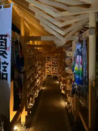 諏訪大社下社秋宮(長野県)