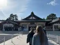 廣島護國神社の{uncategorized: "未分類", other: "その他", undefined: "問題あり", building: "その他建物", grave: "お墓", sacred_gate: "鳥居", guardian: "狛犬", statue: "像", buddha: "仏像", history: "歴史", nature: "自然", garden: "庭園", animal: "動物", pagoda: "塔", temizu: "手水舎", mountain_gate: "山門・神門", sanctuary: "本殿・本堂", subordinate: "末社・摂社", art: "芸術", scenery: "景色", jizo: "地蔵", ema: "絵馬", goshuin: "御朱印", omikuji: "おみくじ", items: "授与品その他", amulet: "お守り", goshuincho: "御朱印帳", eats: "食事", festival: "お祭り", votive_dance: "神楽", shichigosan: "七五三参", wedding: "結婚式", experience: "体験その他", initially: "初詣", around: "周辺", anti_infection: "感染症対策"}