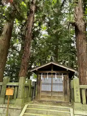 諏訪大社下社春宮(長野県)