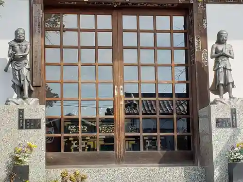 岩槻大師彌勒密寺の本殿