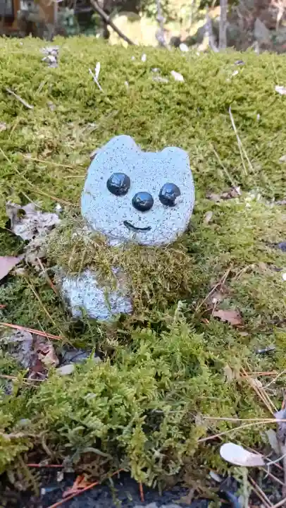 五所駒瀧神社の{uncategorized: "未分類", other: "その他", undefined: "問題あり", building: "その他建物", grave: "お墓", sacred_gate: "鳥居", guardian: "狛犬", statue: "像", buddha: "仏像", history: "歴史", nature: "自然", garden: "庭園", animal: "動物", pagoda: "塔", temizu: "手水舎", mountain_gate: "山門・神門", sanctuary: "本殿・本堂", subordinate: "末社・摂社", art: "芸術", scenery: "景色", jizo: "地蔵", ema: "絵馬", goshuin: "御朱印", omikuji: "おみくじ", items: "授与品その他", amulet: "お守り", goshuincho: "御朱印帳", eats: "食事", festival: "お祭り", votive_dance: "神楽", shichigosan: "七五三参", wedding: "結婚式", experience: "体験その他", initially: "初詣", around: "周辺", anti_infection: "感染症対策"}