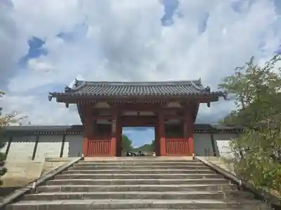 仁和寺の山門・神門