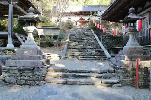 鞆淵八幡神社の建物その他