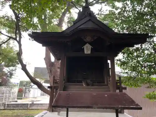 大依羅神社の末社