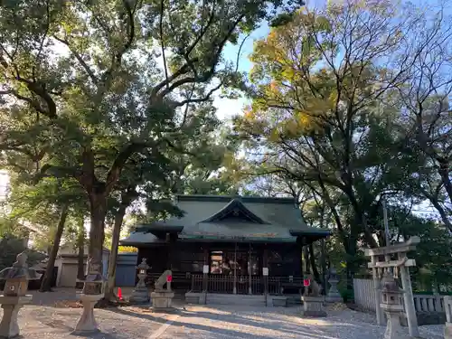 石田神社の本殿