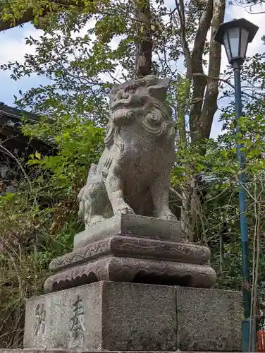 岡崎神社の狛犬