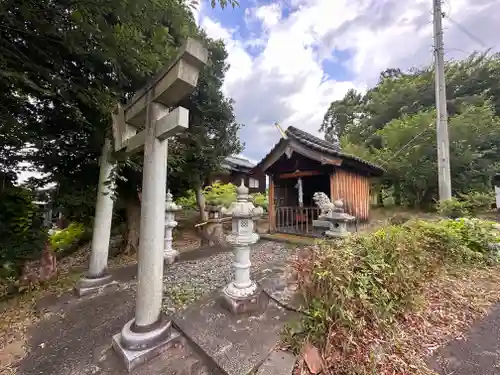 八柱神社の鳥居