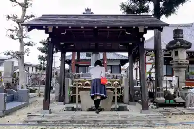 林光院の手水舎