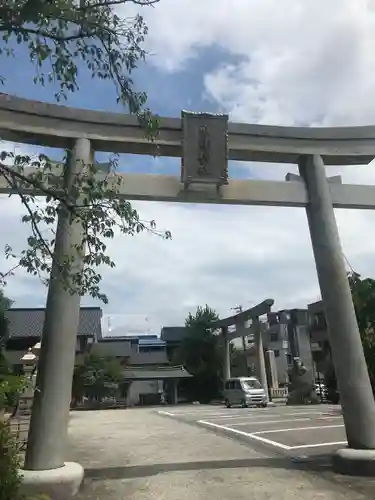 魚津神社の鳥居