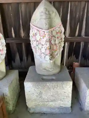 法岑寺の地蔵