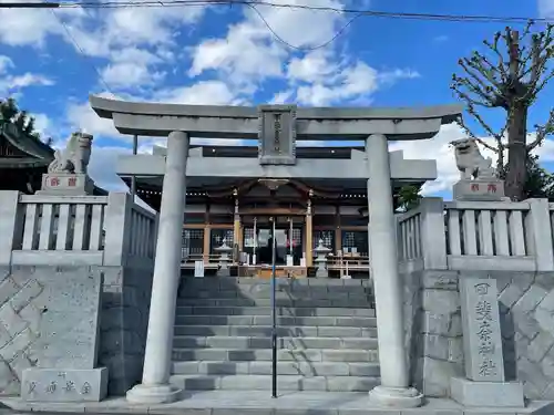 甲斐奈神社の鳥居