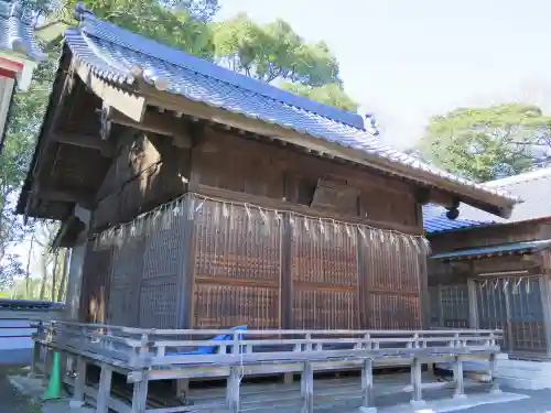 八幡古表神社の建物その他