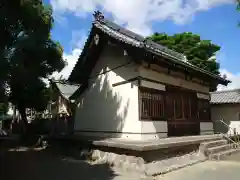 神明社の本殿