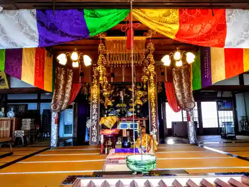 向陽寺の本殿・本堂