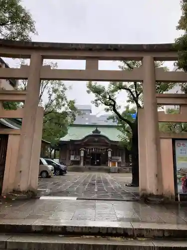 坐摩神社の鳥居