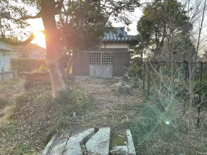積善寺の{uncategorized: "未分類", other: "その他", undefined: "問題あり", building: "その他建物", grave: "お墓", sacred_gate: "鳥居", guardian: "狛犬", statue: "像", buddha: "仏像", history: "歴史", nature: "自然", garden: "庭園", animal: "動物", pagoda: "塔", temizu: "手水舎", mountain_gate: "山門・神門", sanctuary: "本殿・本堂", subordinate: "末社・摂社", art: "芸術", scenery: "景色", jizo: "地蔵", ema: "絵馬", goshuin: "御朱印", omikuji: "おみくじ", items: "授与品その他", amulet: "お守り", goshuincho: "御朱印帳", eats: "食事", festival: "お祭り", votive_dance: "神楽", shichigosan: "七五三参", wedding: "結婚式", experience: "体験その他", initially: "初詣", around: "周辺", anti_infection: "感染症対策"}