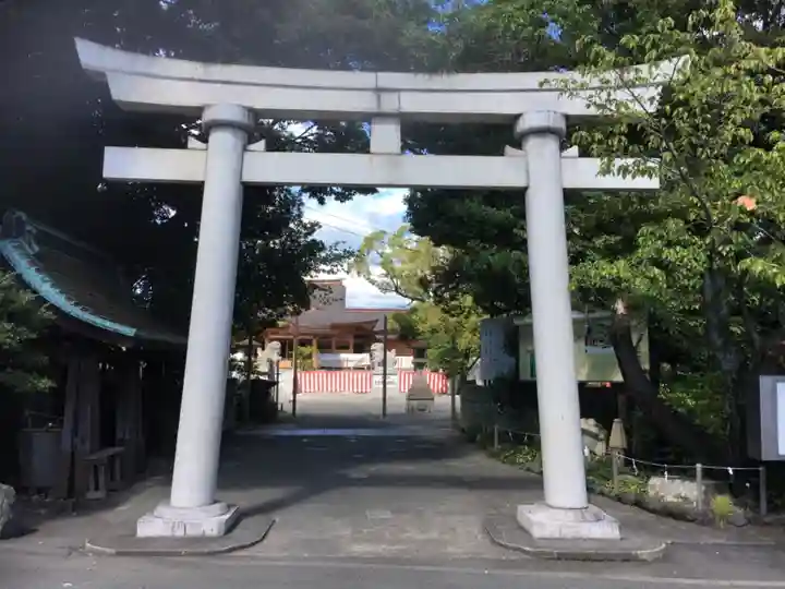 富知六所浅間神社の鳥居