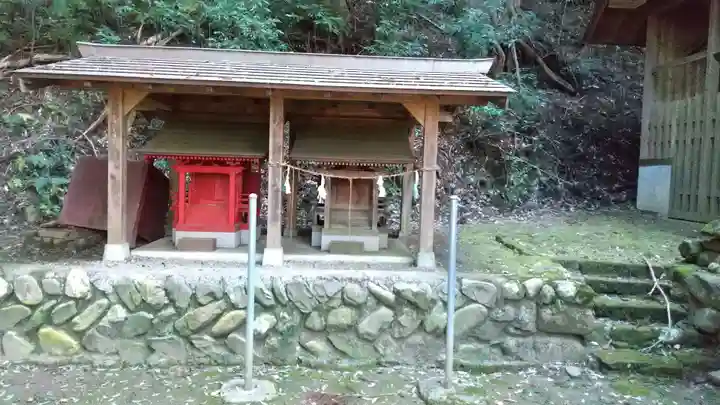 二柱神社の末社・摂社