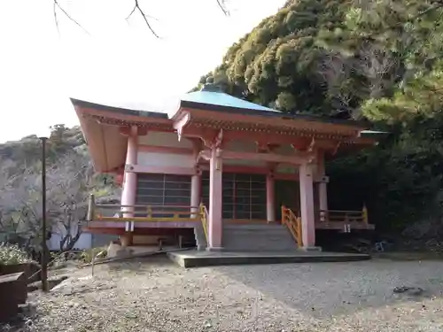 泉福寺の本殿・本堂