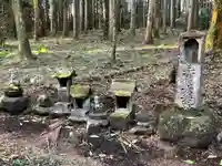 荊沢高龗神社の末社・摂社
