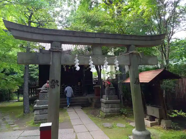 四合稲荷神社(東京都)